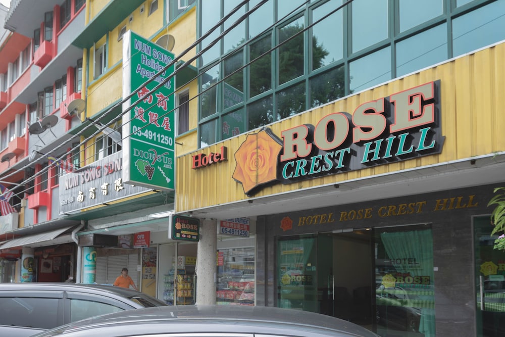 Hotel Rose Crest Hill 27/33