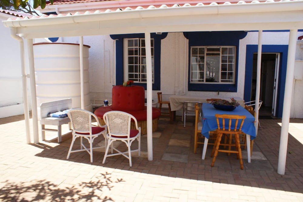 Mr Pell's House Self-Catering Accommodation 16/20