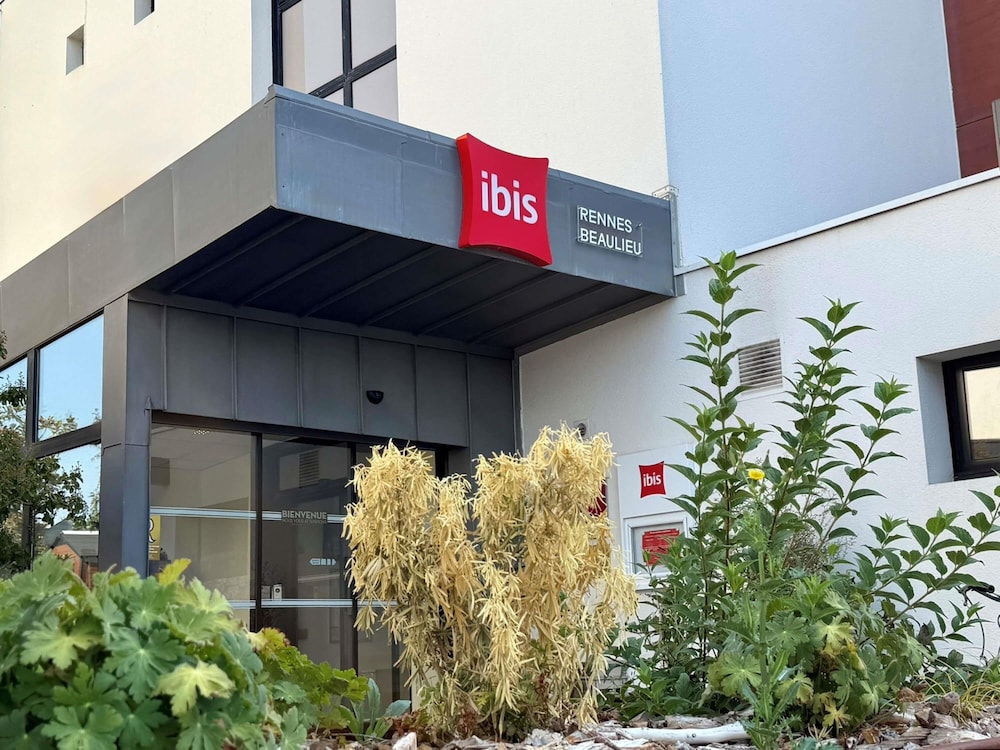 Ibis Rennes Beaulieu 2/68