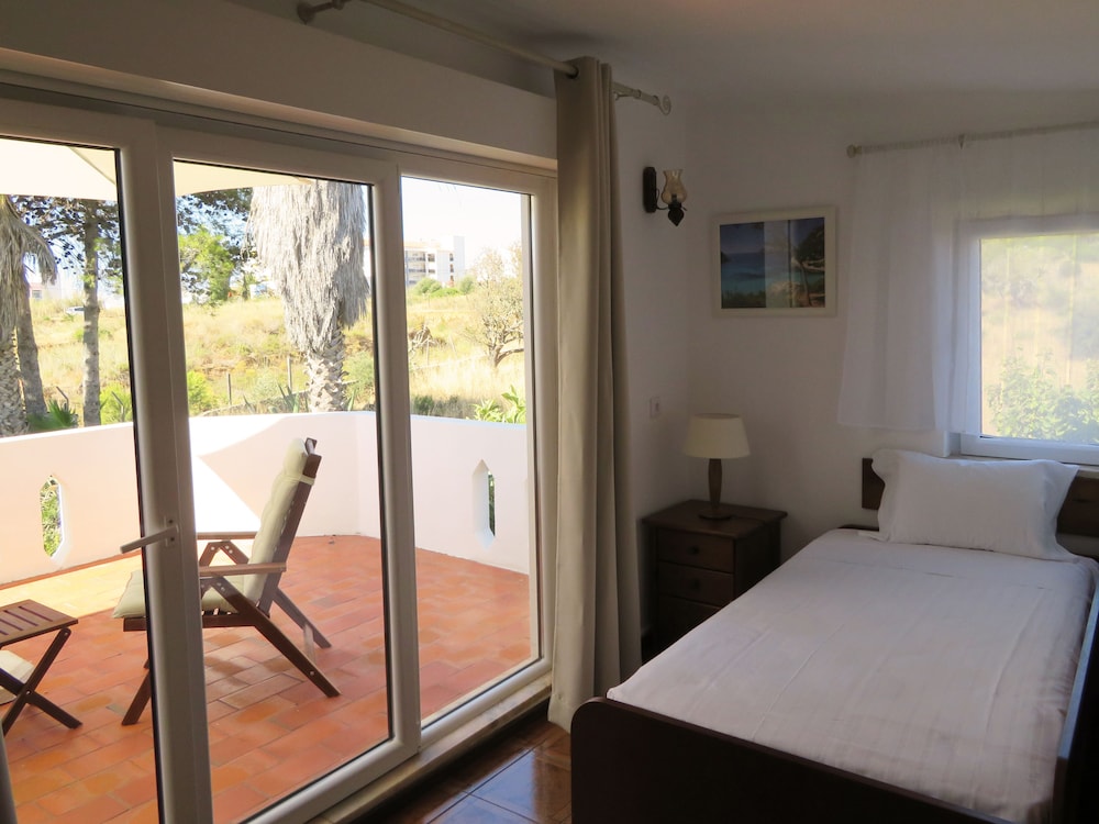 Hotel Alcaide 42/75