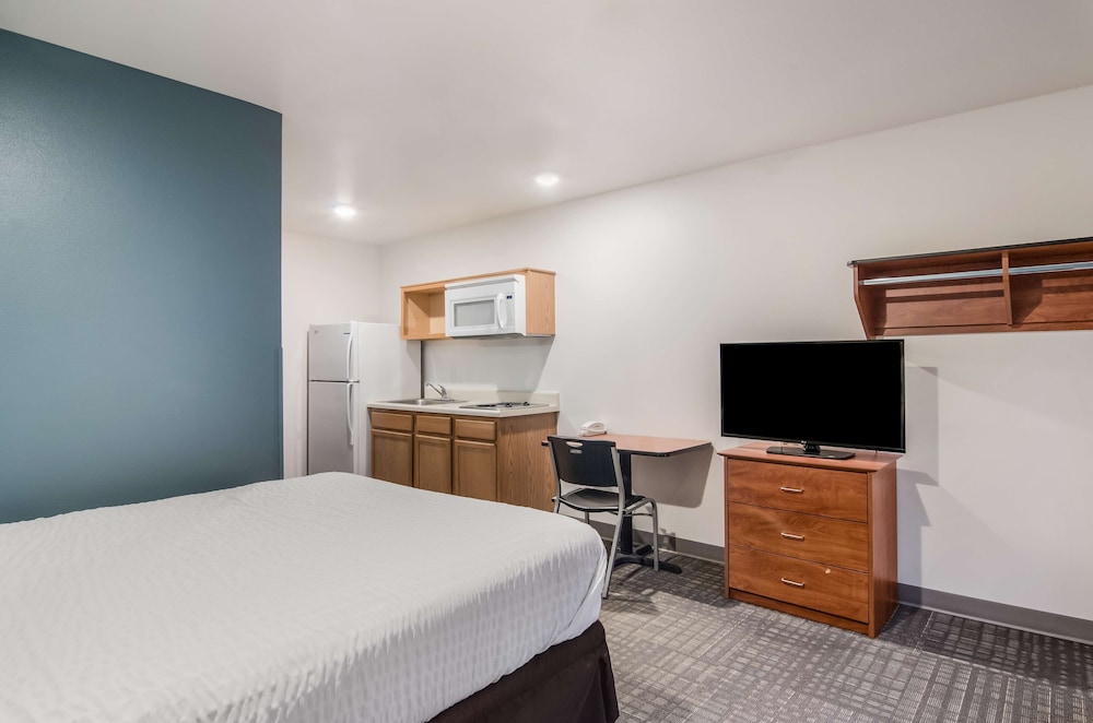 Extended Stay America Select Suites - Loveland 12/43
