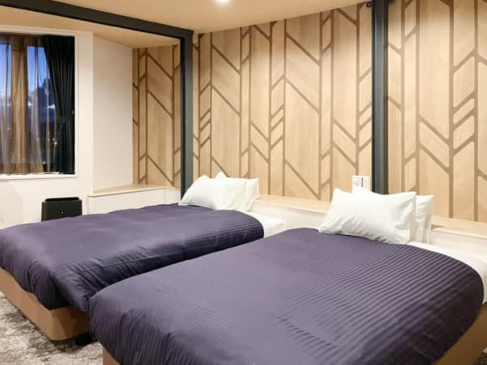 Hotel Livemax Naha Naminoue I 11/21