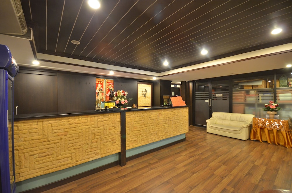 Lobby at The Heritage Hotels Sathorn, BANGKOK