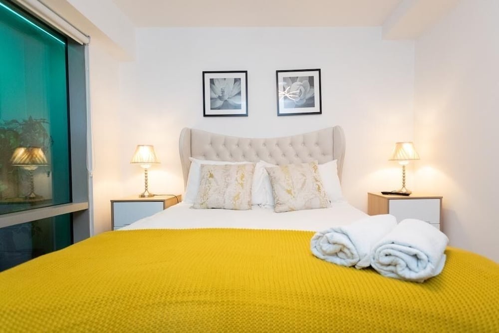 Live In Leeds Millenium Square Apartment 8/45