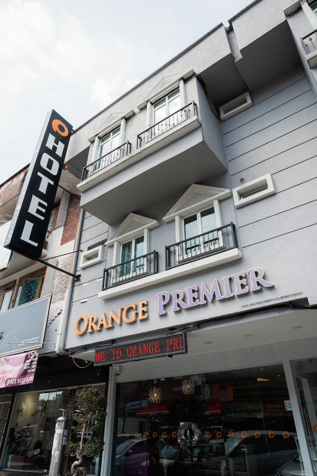 Orange Premier Hotel Taman Segar 2/40