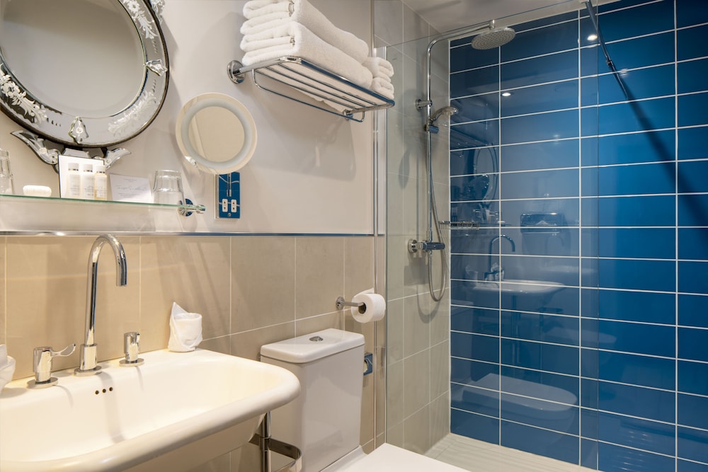 Vanbrugh House Hotel 43/47