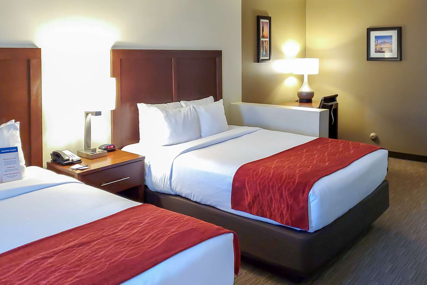 غرفة بسريرين كوين لذوي الإعاقة، Comfort Inn & Suites Tempe Phoenix Sky Harbor Airport 3/4
