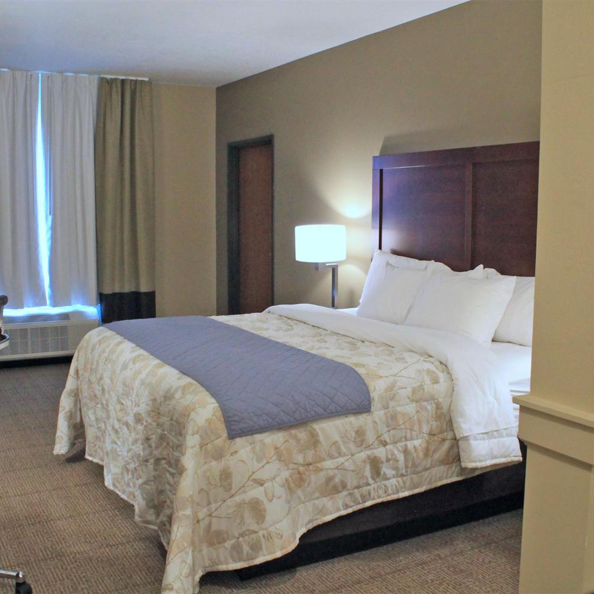 Heartland Inn and Suites 14/50