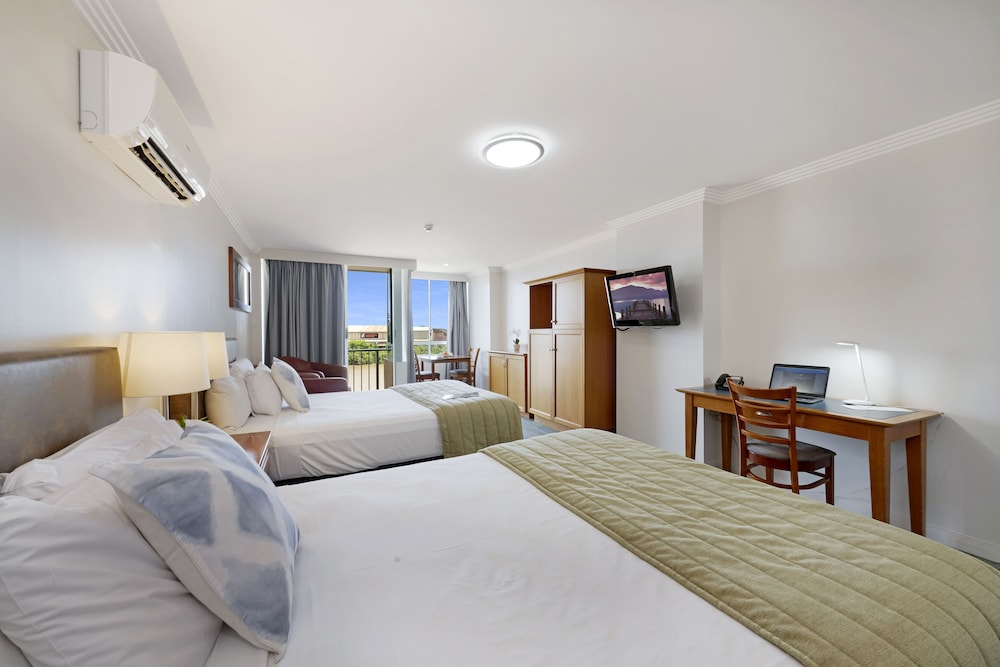 Burnett Riverside Motel 26/40
