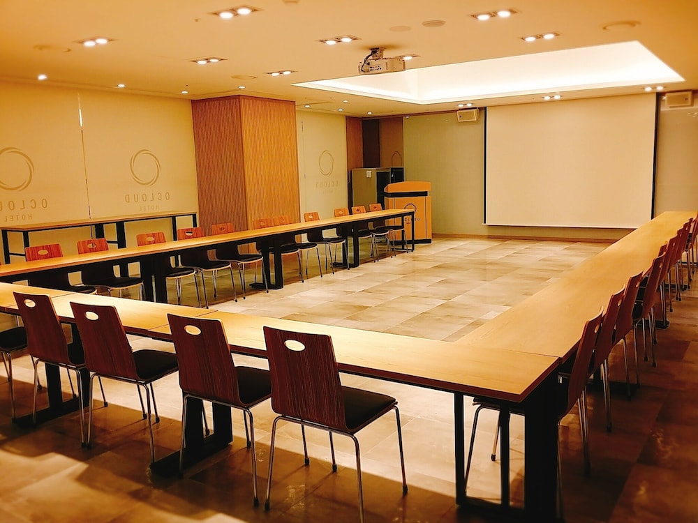Ocloud Hotel Gangnam 51/61