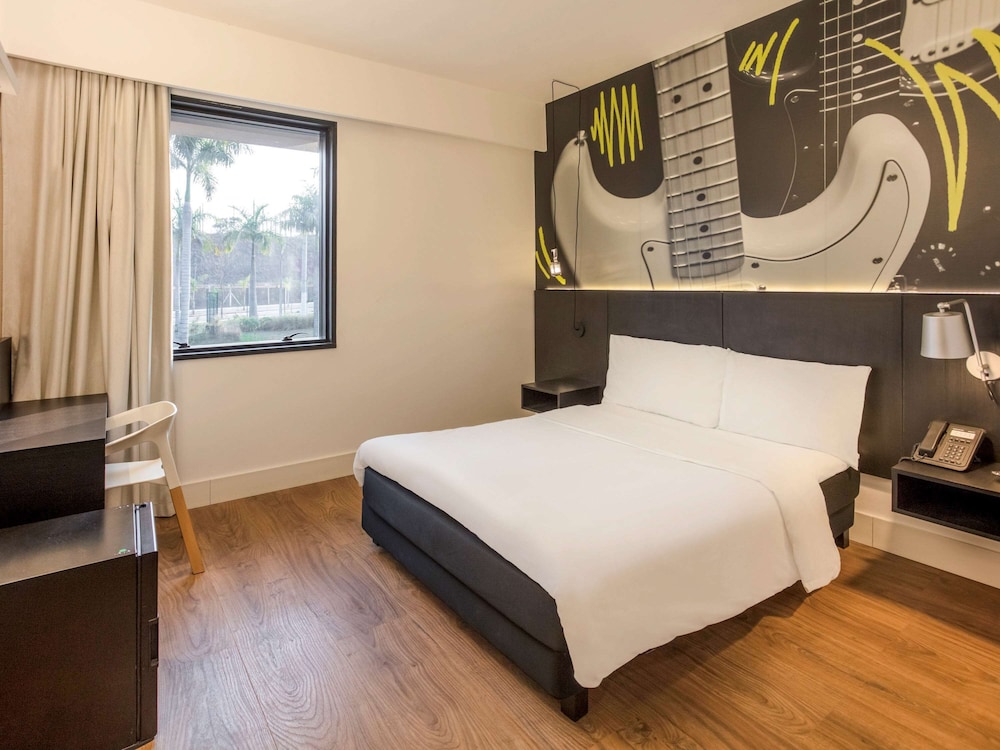 Ibis Styles Taubate 14/72