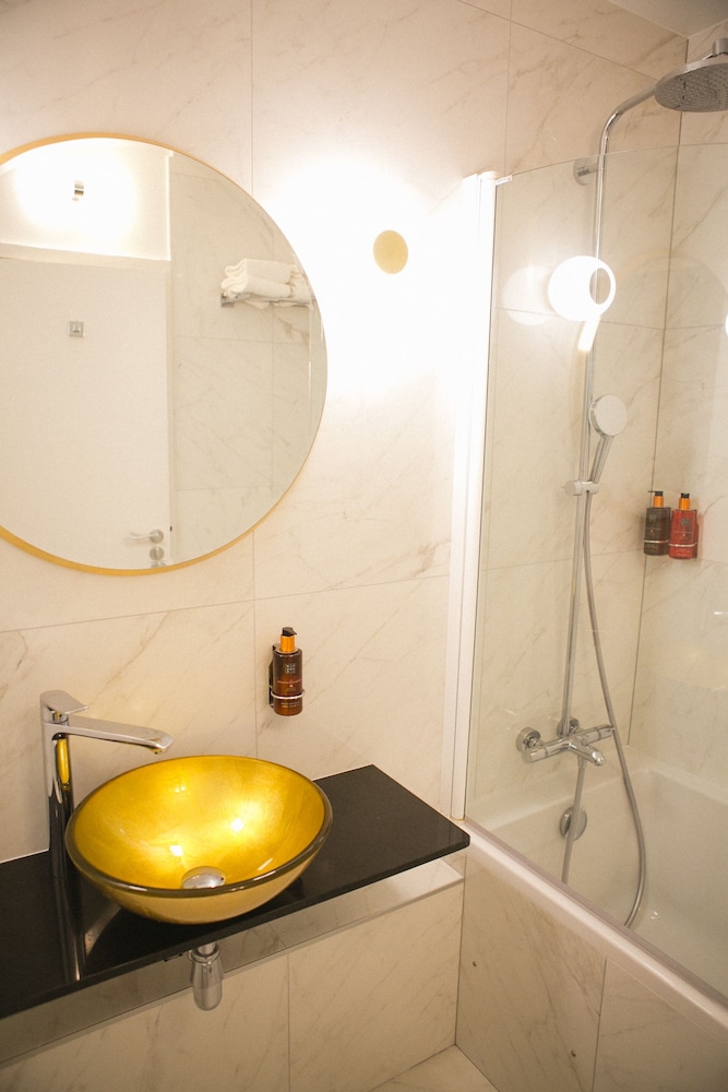 Hotel Le Versailles 16/57