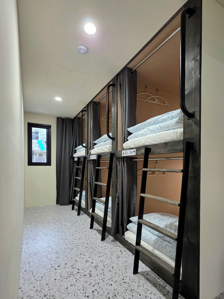 The Cube Hotel - Hostel 37/70