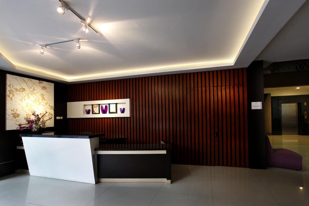 Vio Cimanuk Hotel 10/68