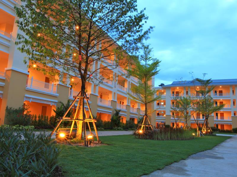 Palette The One Residence Hotel 33/42