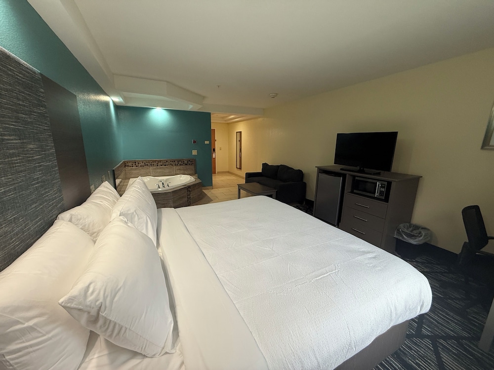 Baymont Inn And Suites Kingston Plymouth Bay 6/42