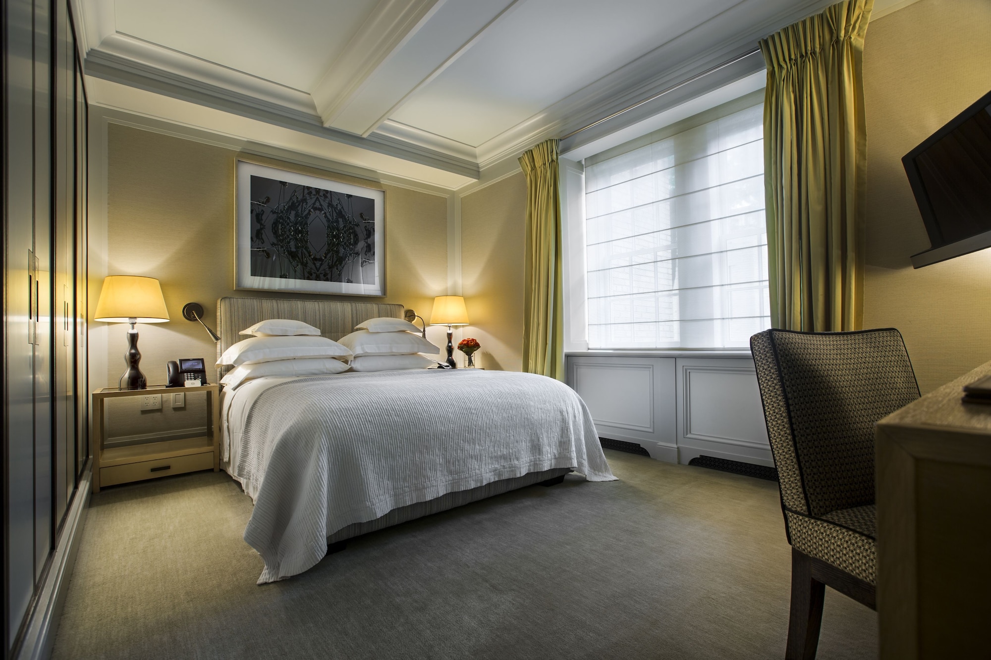 COURTYARD, JUNIOR SUITE