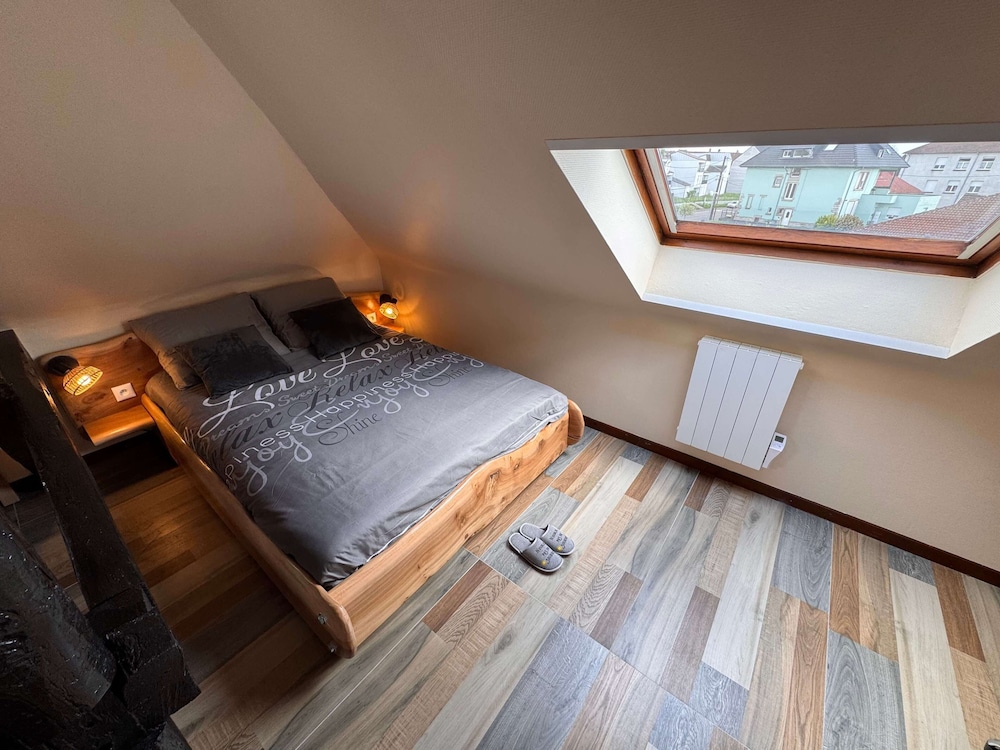 Heaven, Apartment, Queen Bed, Sofa
