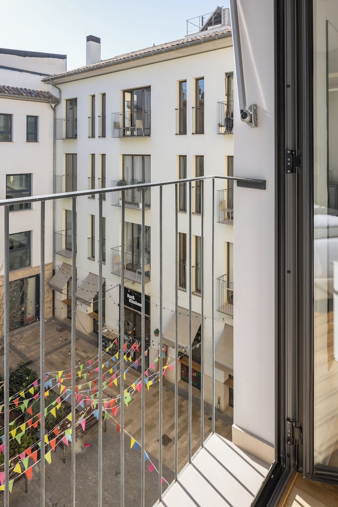 Mon Suites Catedral 55/61