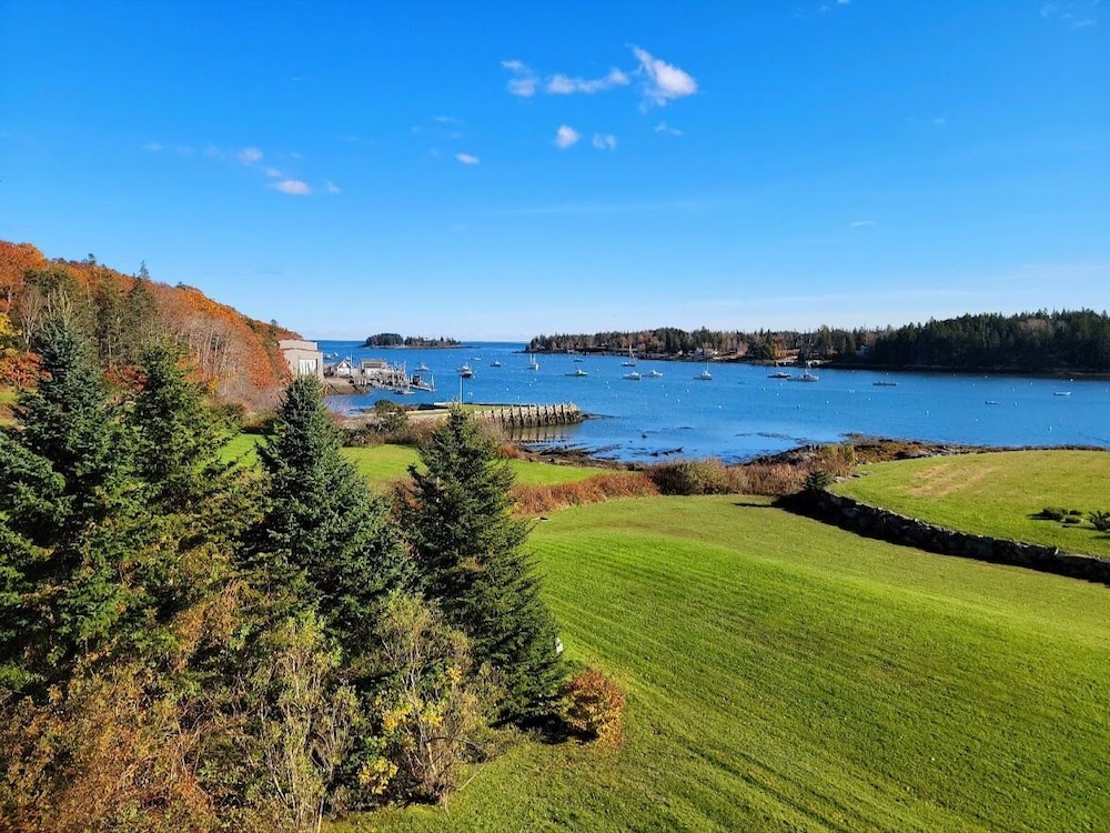 East Wind Inn 35/75