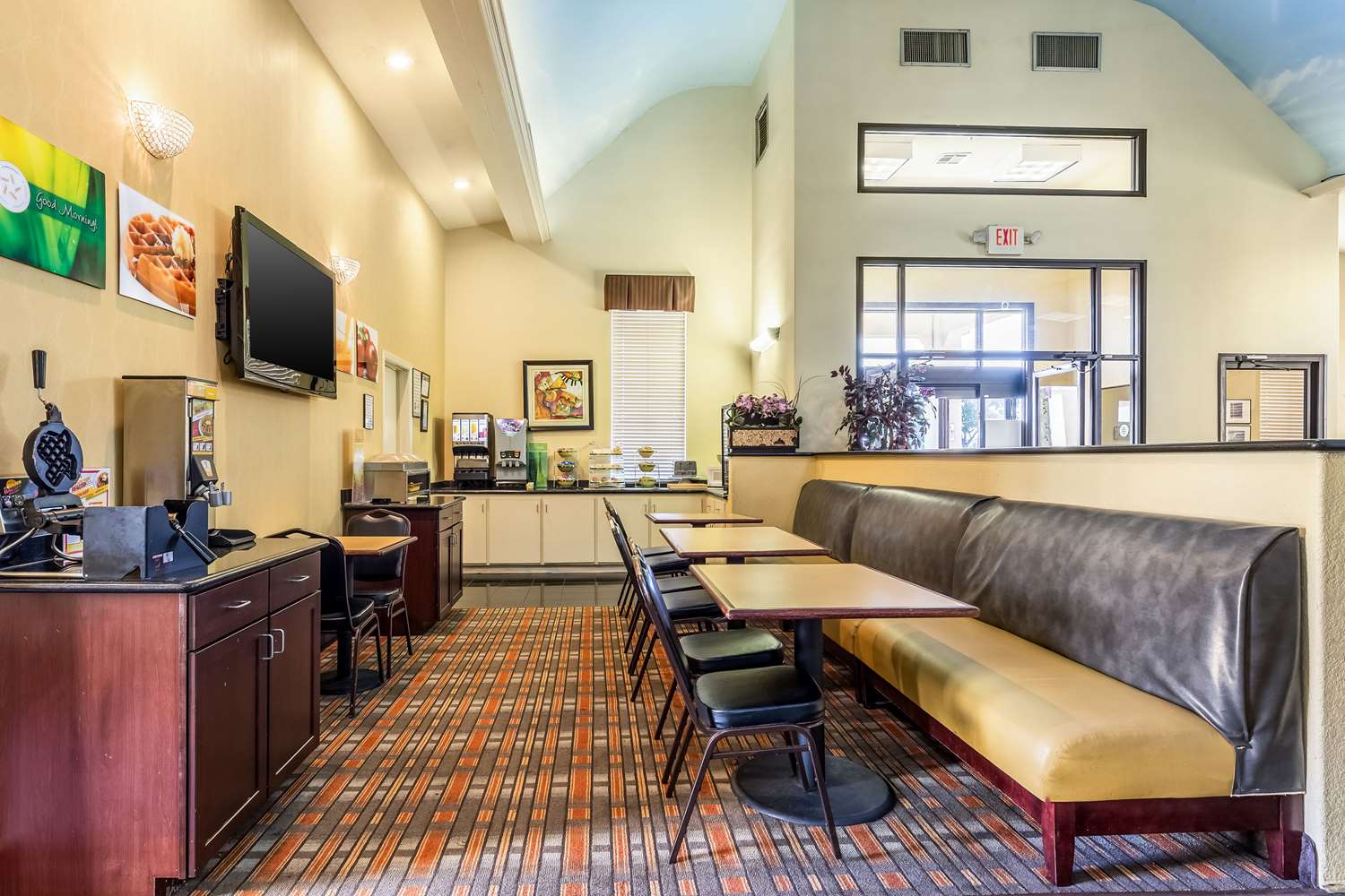 Quality Suites Houston North - Spring 19/41