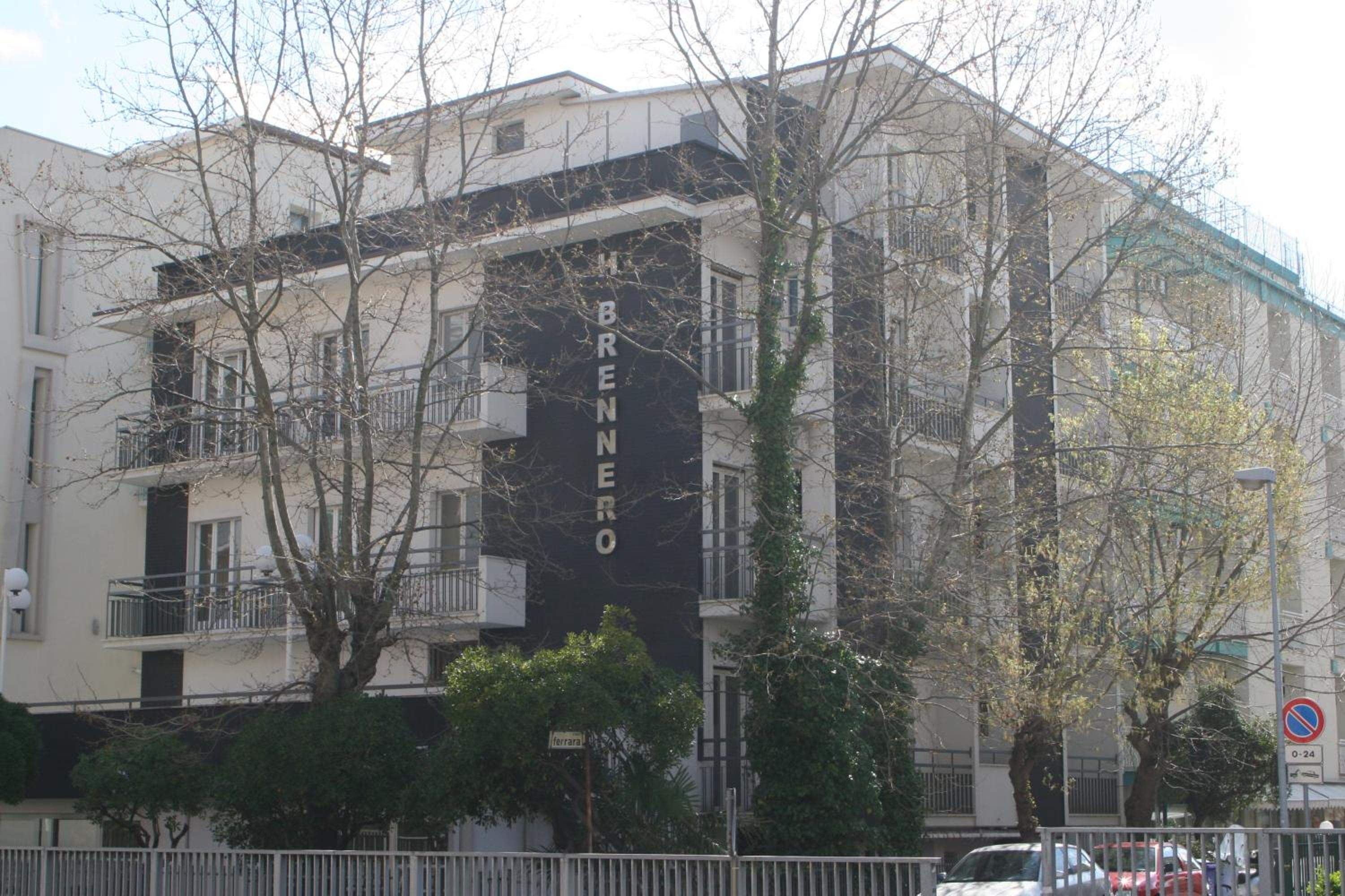 Hotel Brennero 7/45