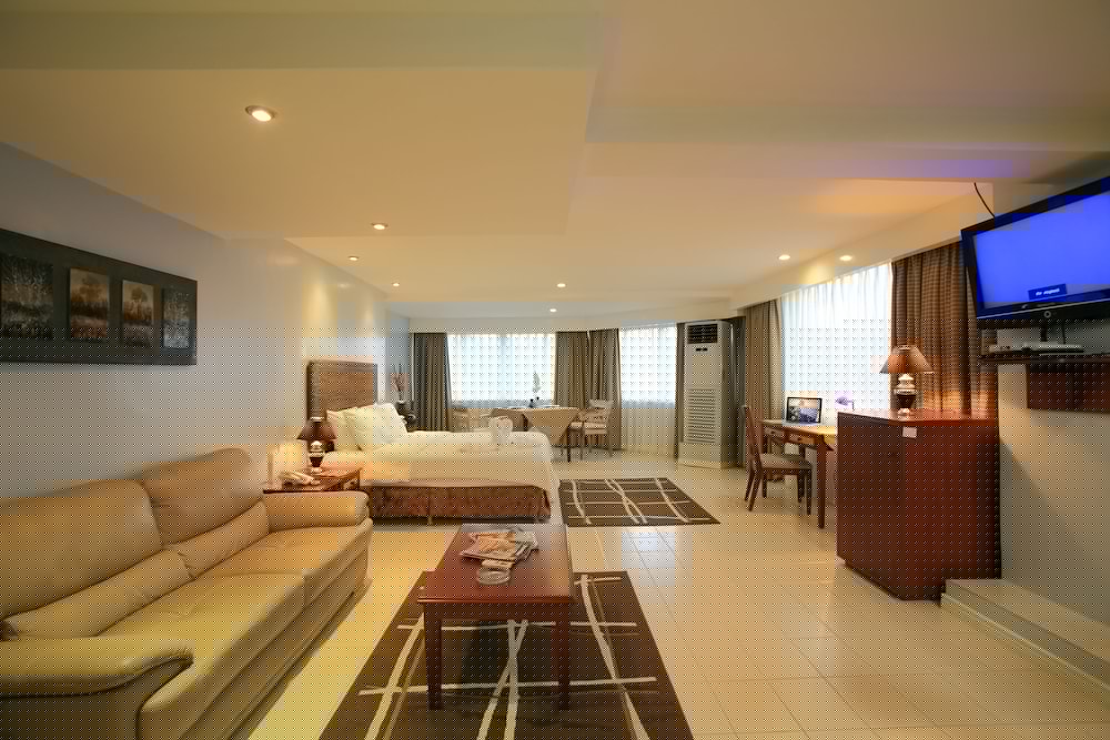Wild Orchid Beach Resort 42/67