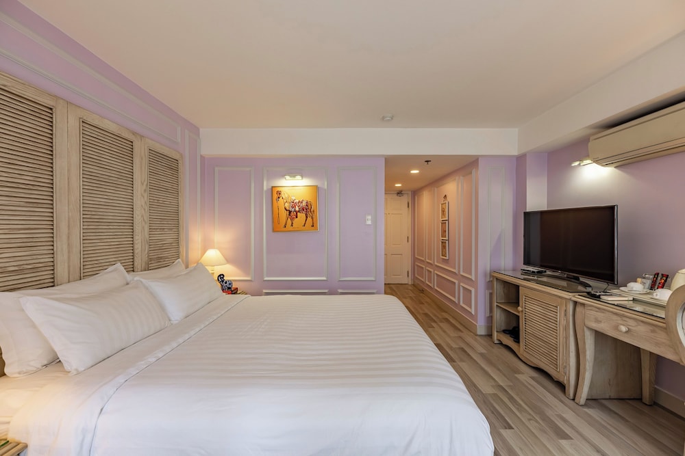 Hotel L Odeon Phu My Hung 16/46