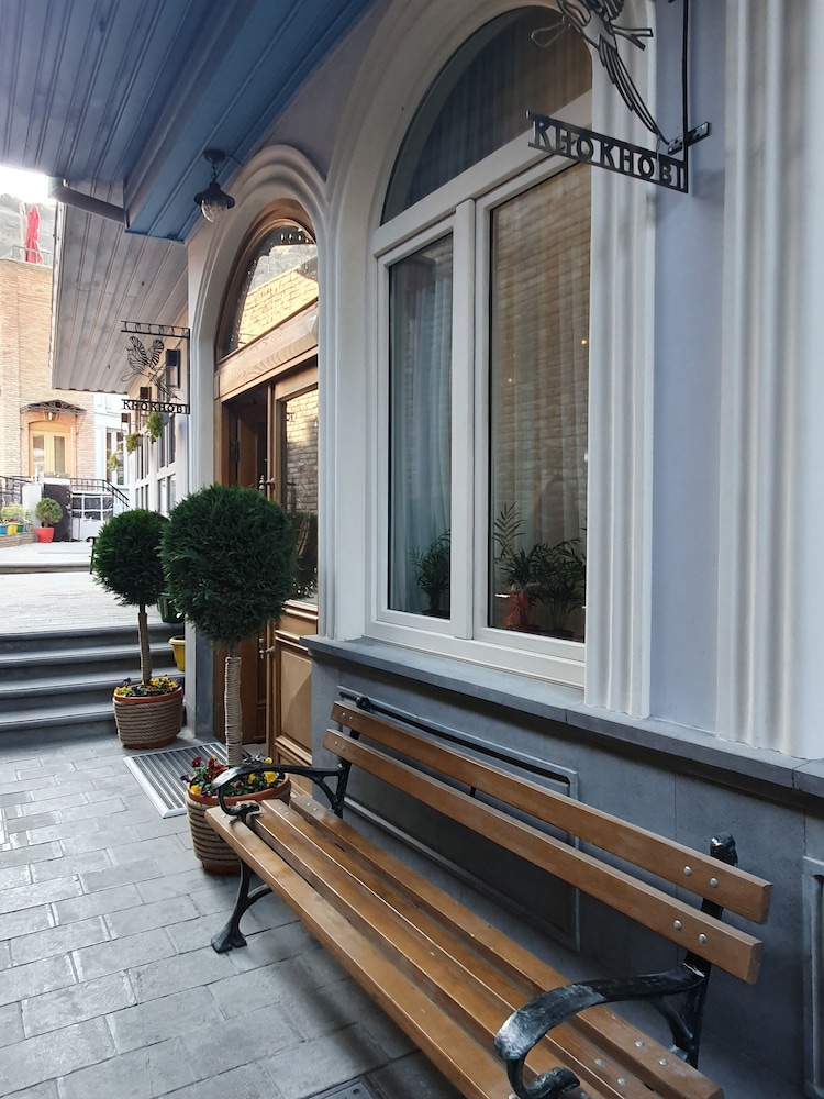 Hotel Khokhobi 5/30