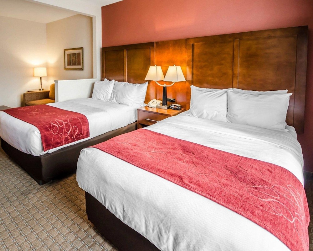 Comfort Suites Prestonsburg West KY 14/38