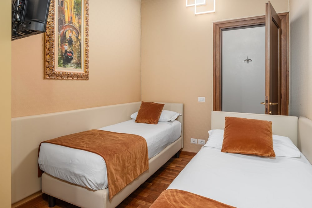 2 BEDROOMS, DELUXE, APARTMENT, ANNEX