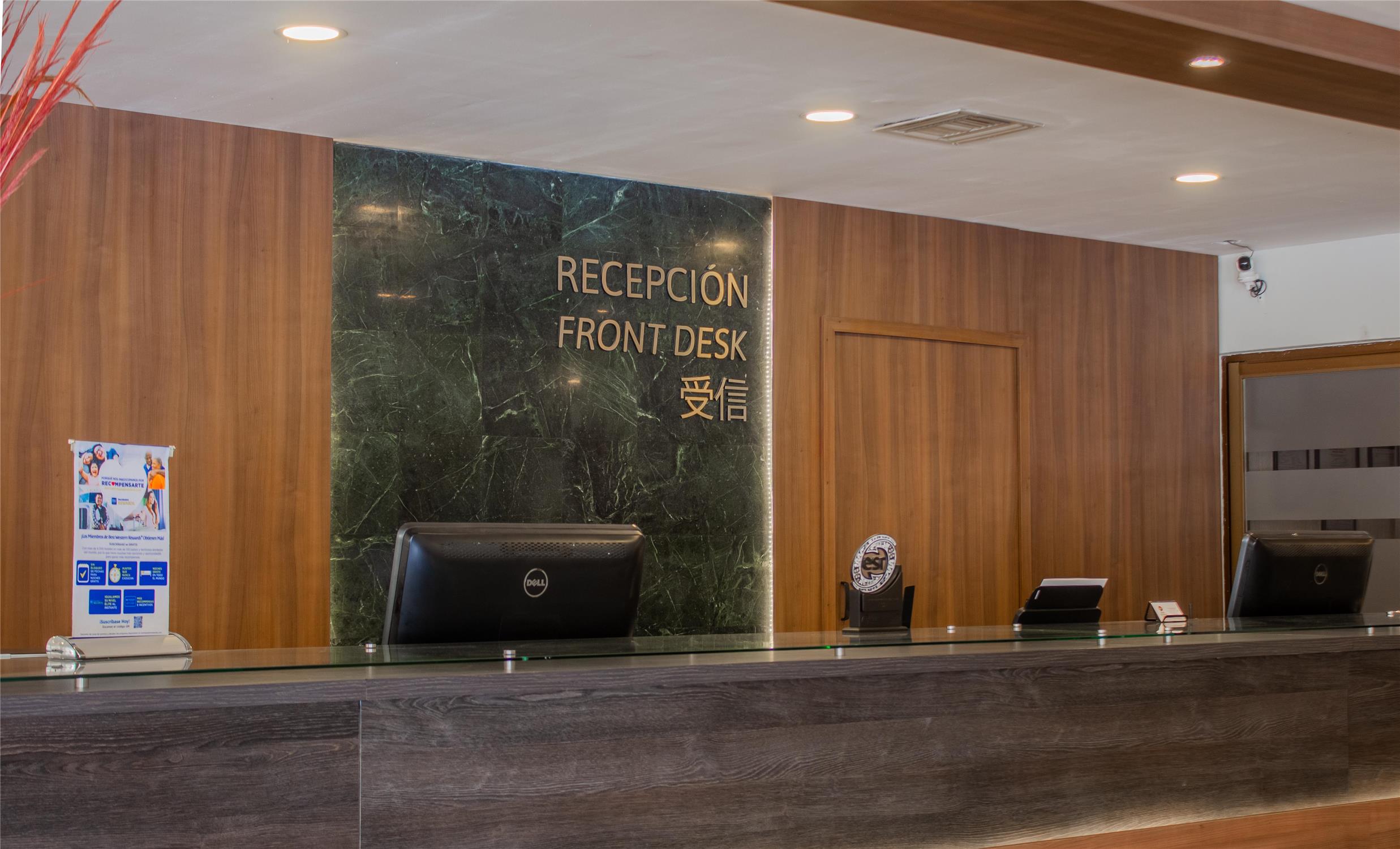 Best Western Plus Plaza Florida & Tower 11/55