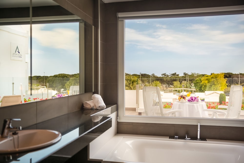 AQUA Hotel Aquamarina & Spa 49/50