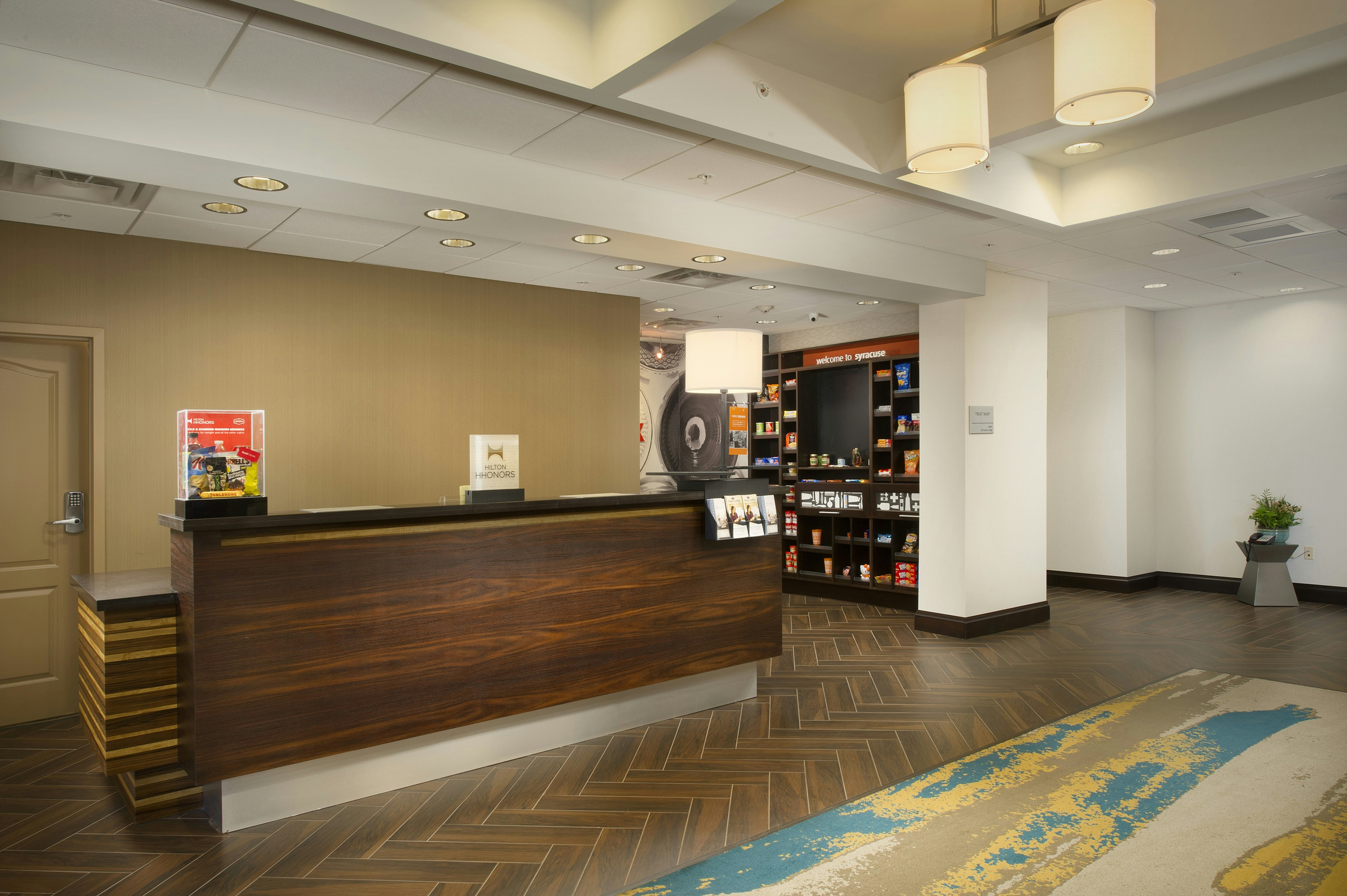Hampton Inn & Suites Syracuse/Carrier Circle 9/47