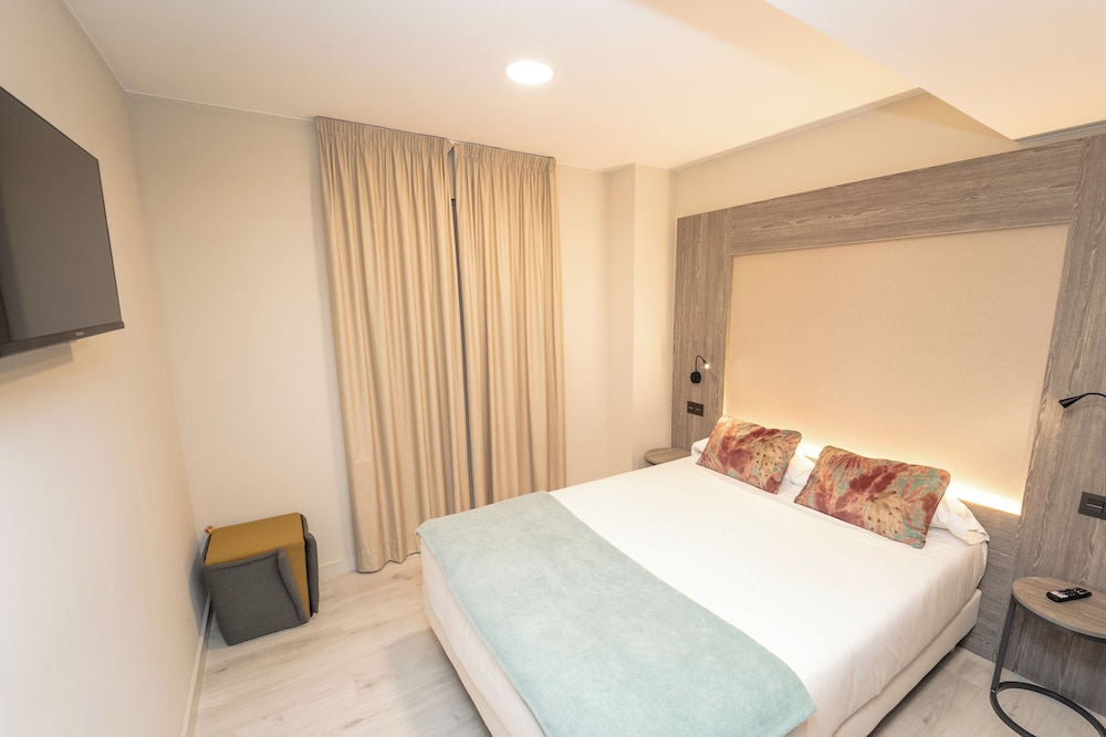 Hotel Lux Melide 20/62