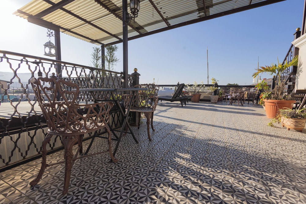 Capital O Hotel Patio Pombo 38/50
