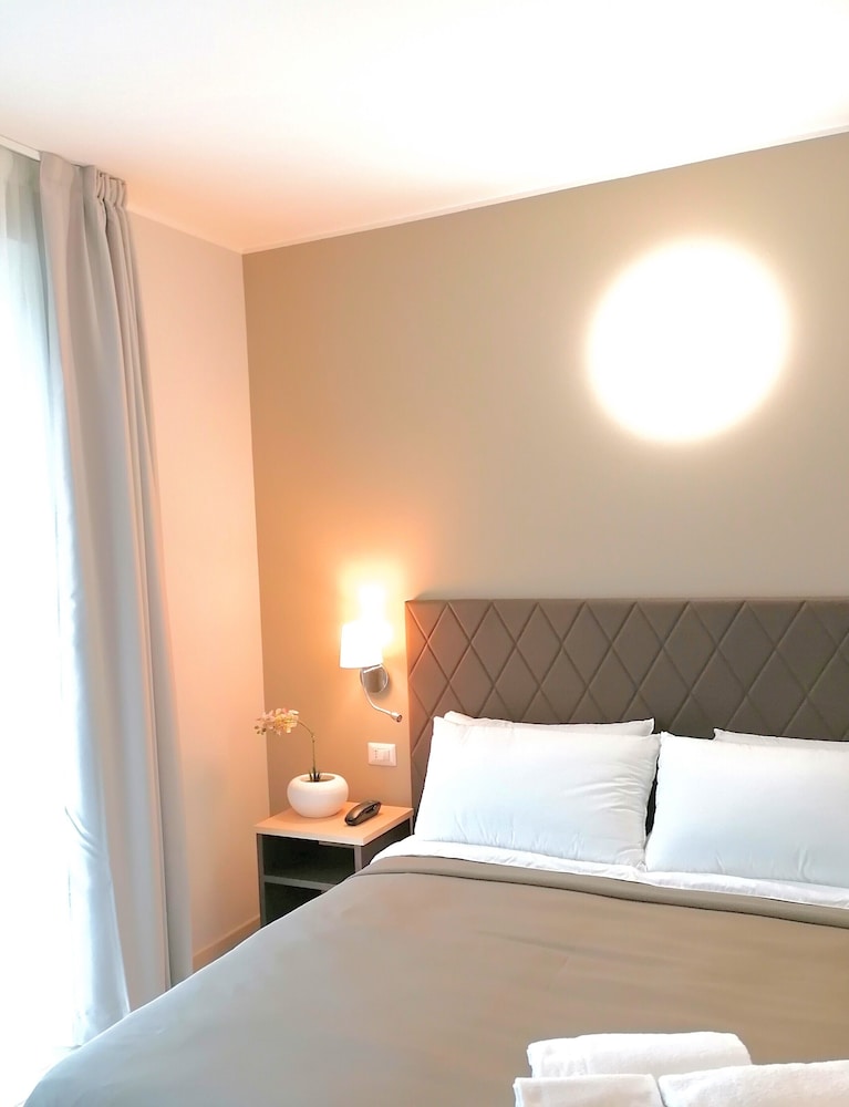 SUPERIOR, DOUBLE OR TWIN BED, BALCONY