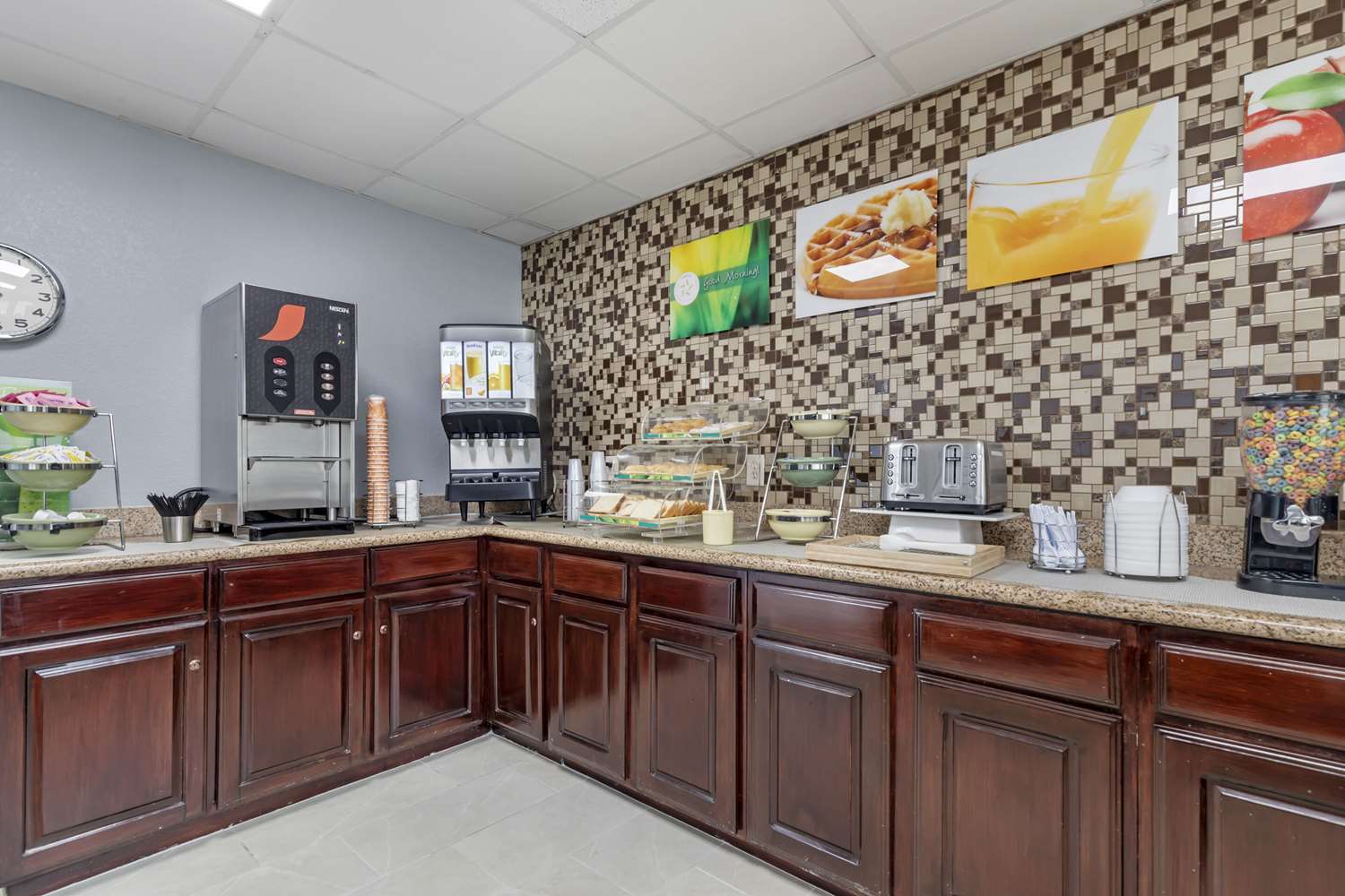Quality Inn near SeaWorld - Lackland 14/14