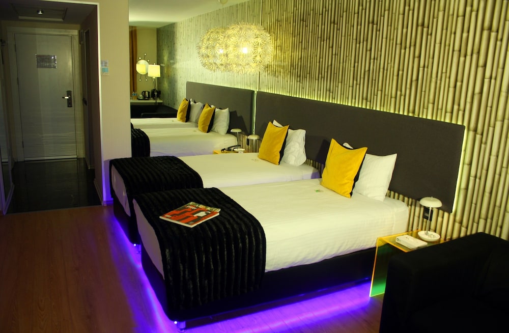Tempo Suites Airport 22/47