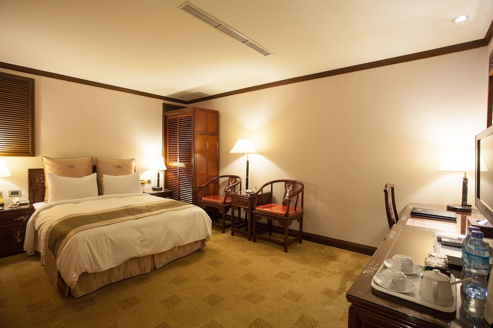 Rich Garden Hotel 22/68