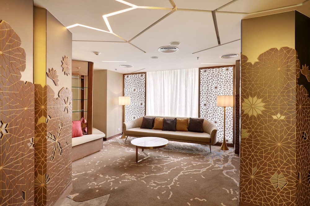 Crowne Plaza Dhaka (Ex Doreen Hotel and Resorts) 30/57
