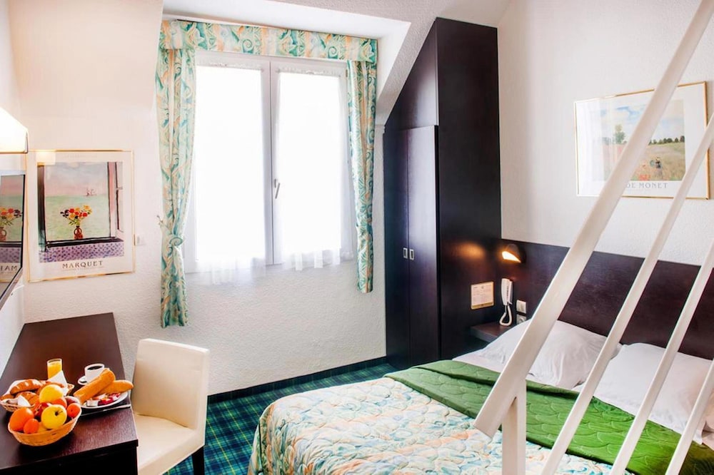 Hotel Christ Roi 28/64