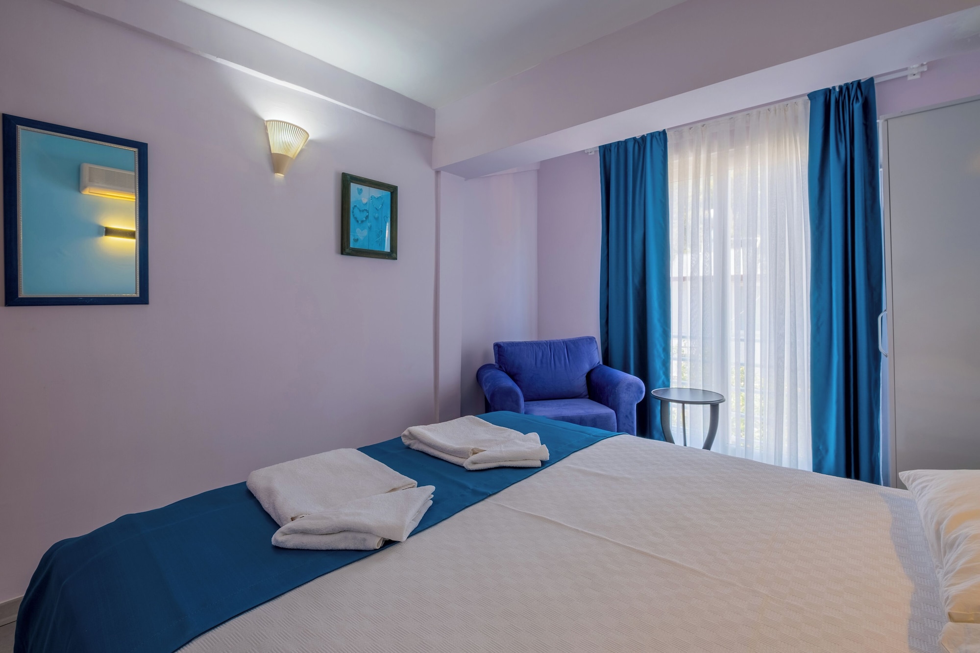 ECONOMY, DOUBLE BED