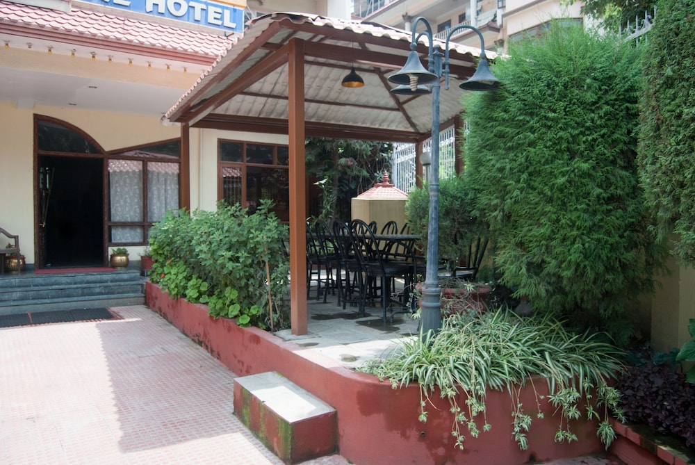 Kathmandu Prince Hotel 29/32