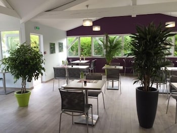 B Hotel Troyes Aeroport 42/50