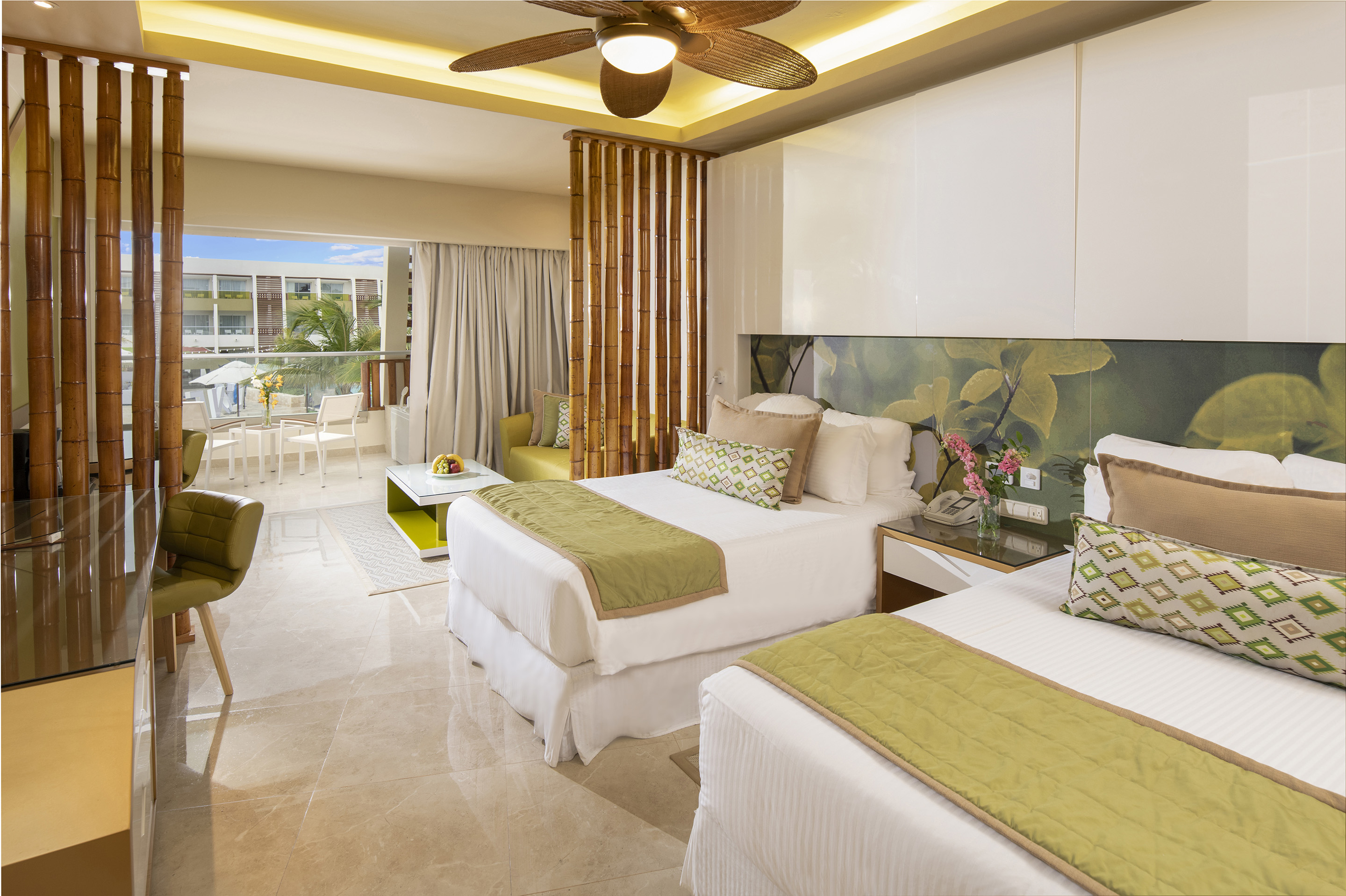 Preferred Club, Double Bed, Pool View