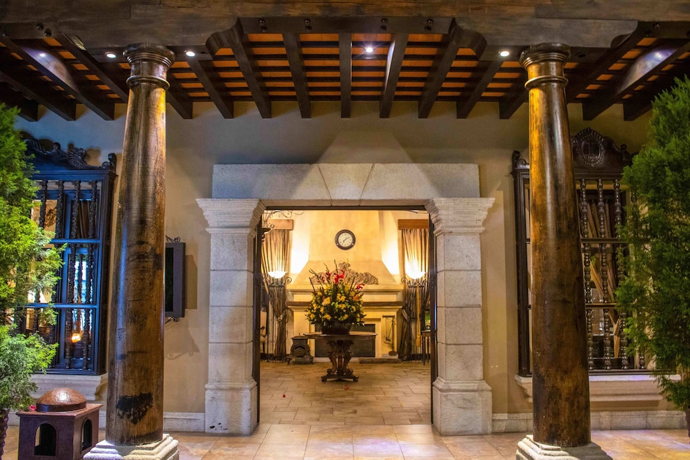 Camino Real Antigua 10/81