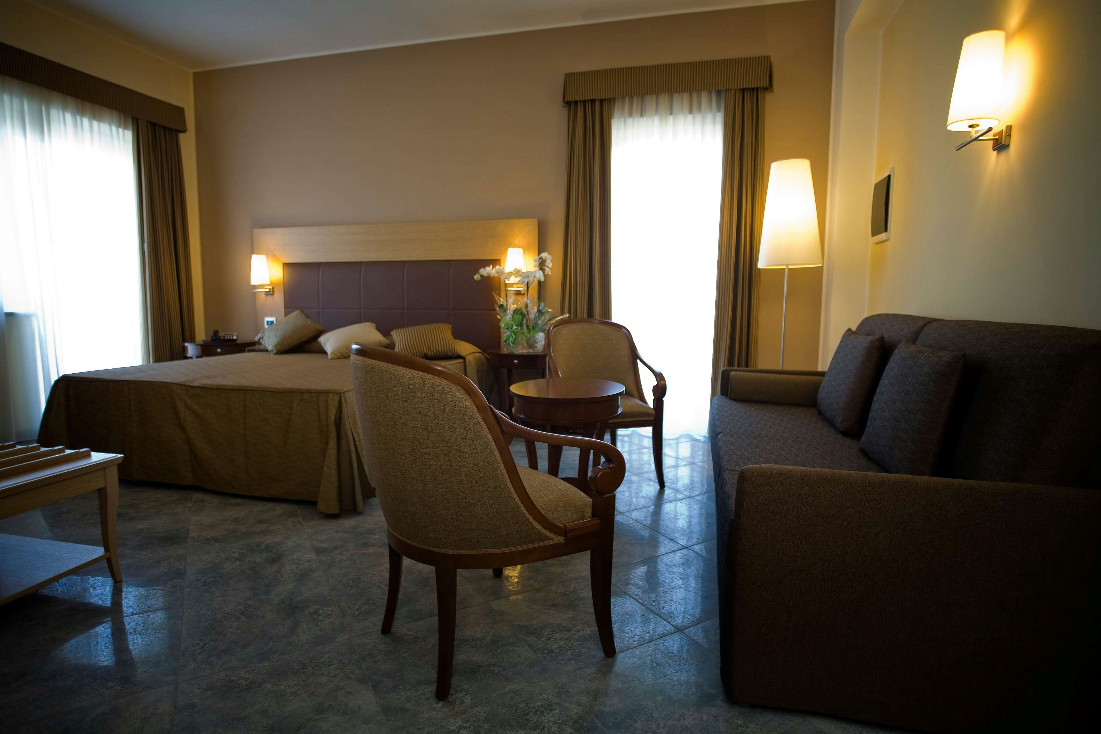 Villa Tirreno 37/64
