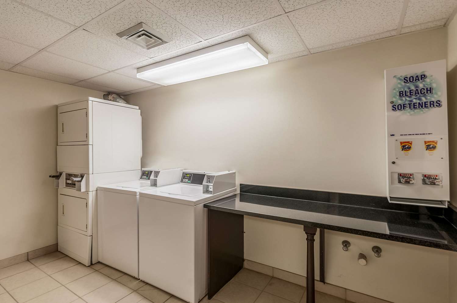Sleep Inn and Suites Harrisonburg Near University 38/38