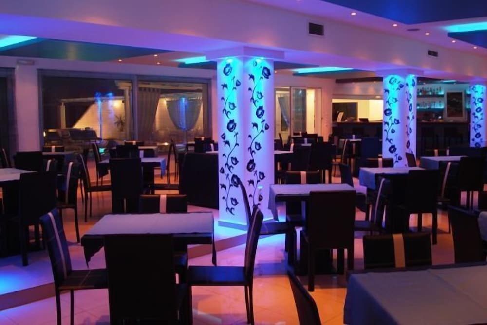 Giannoulaki Hotel 36/54